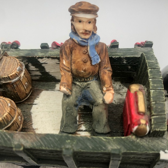 Vintage Christmas Hayride Tractor Figurine | Farm Decor | Removable Driver B37 - Picture 5 of 9